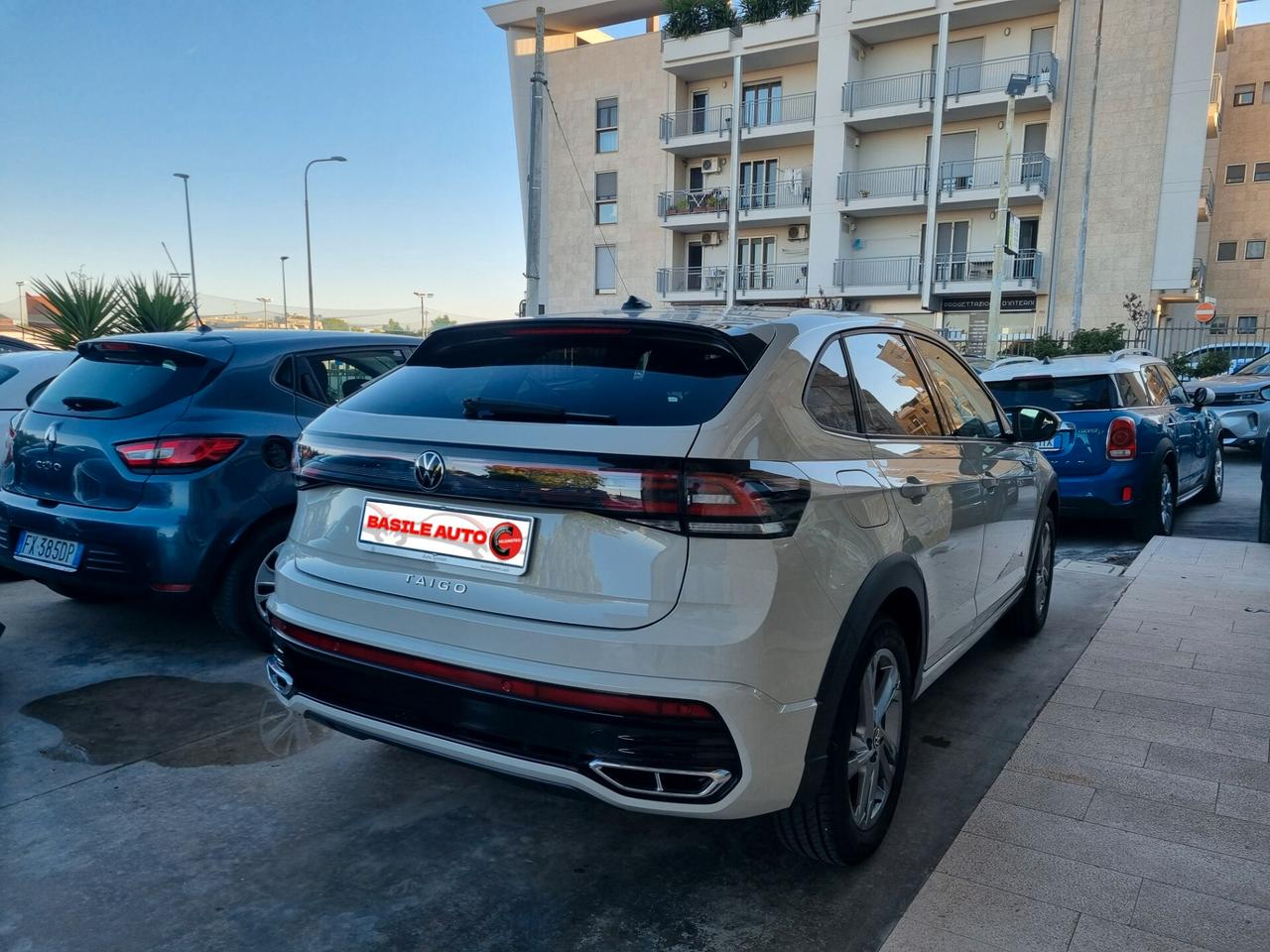 Volkswagen Taigo 1.0 TSI 110CV DSG R-Line