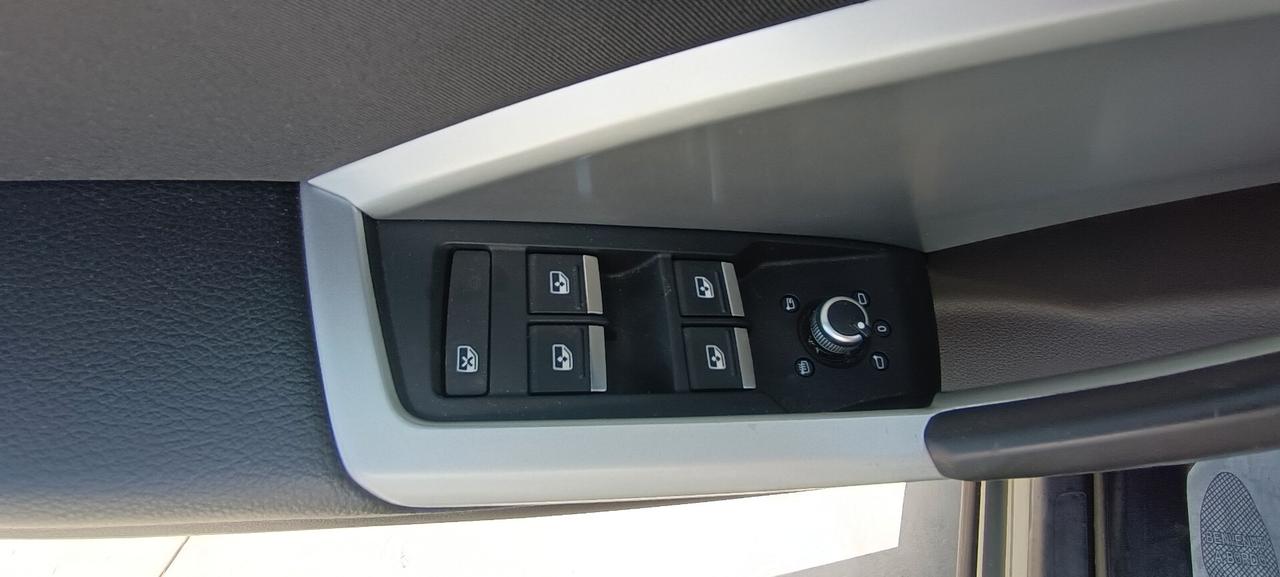 Audi Q3 35 TDI S tronic Business