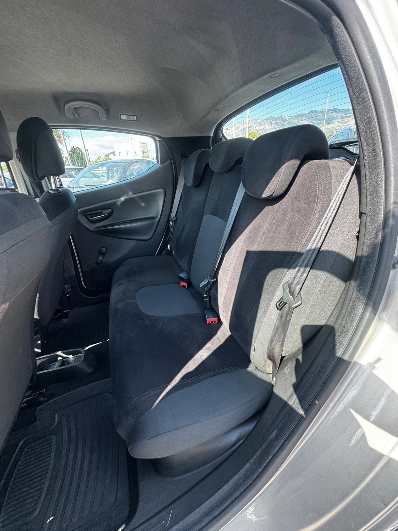 Lancia Ypsilon 1.3 MJT 16V 95 CV 5 porte S&S Gold