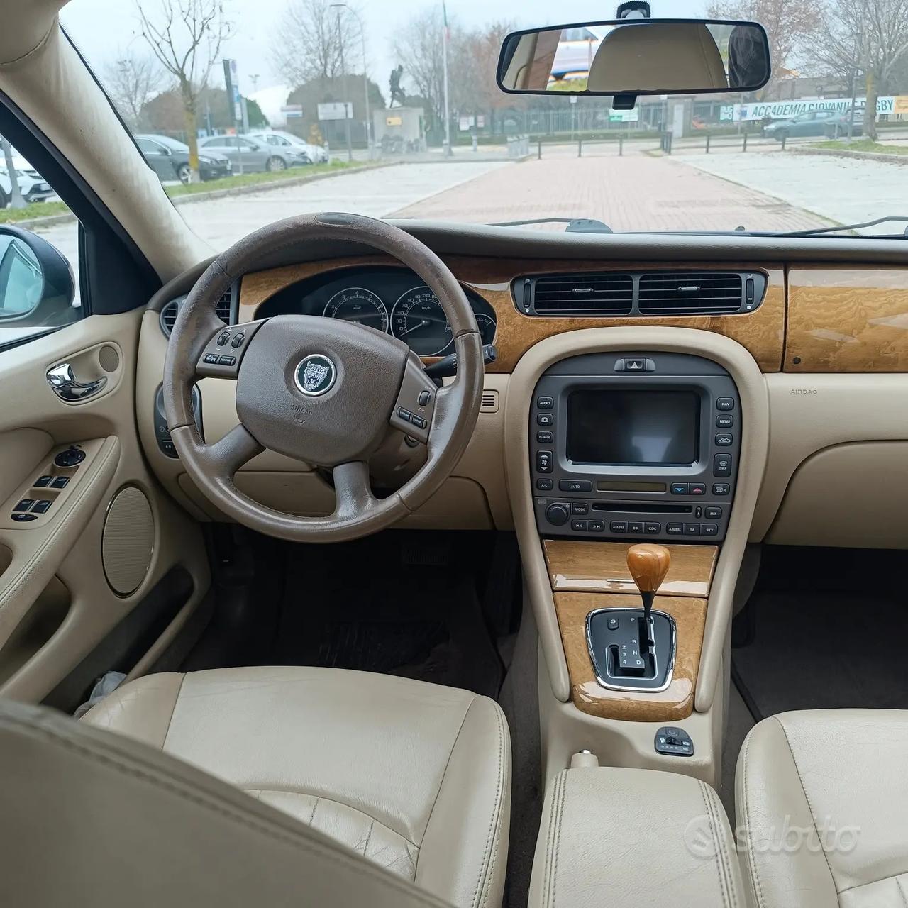 Jaguar X-Type Station Wagon 2.5 V6 196 CV GPL