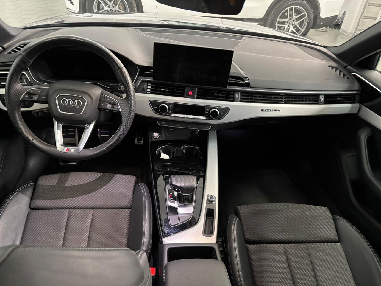 Audi A4 Avant 40 TDI quattro S tronic line edition