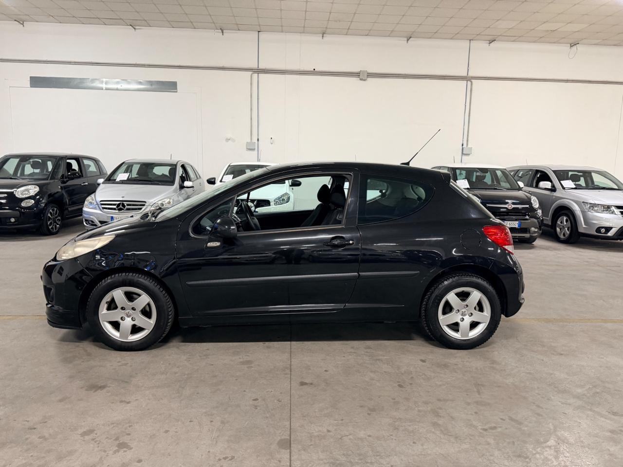 Peugeot 207 1.4 8V 75CV 5p. X Line ECO GPL