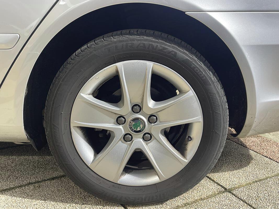 Skoda Octavia 1.6 TDI CR F.AP. Elegance