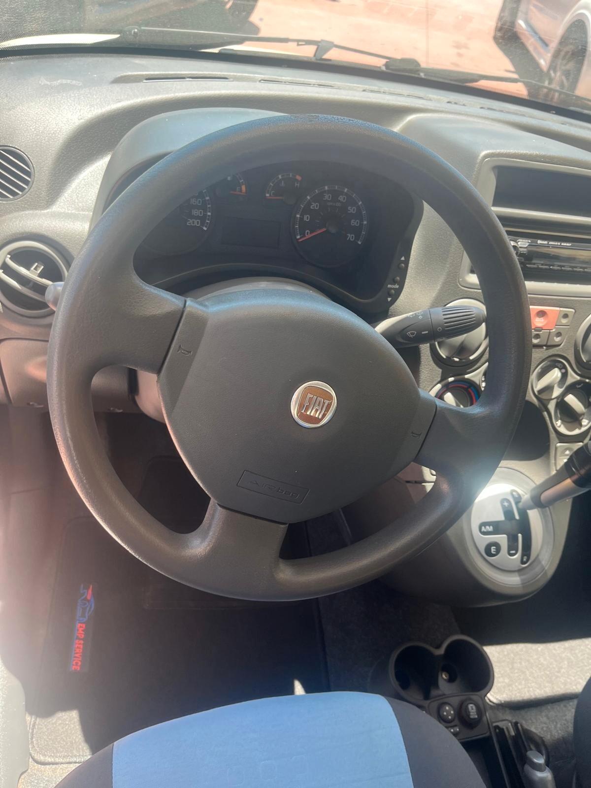 Fiat Panda 1.2 Emotion Dualogic