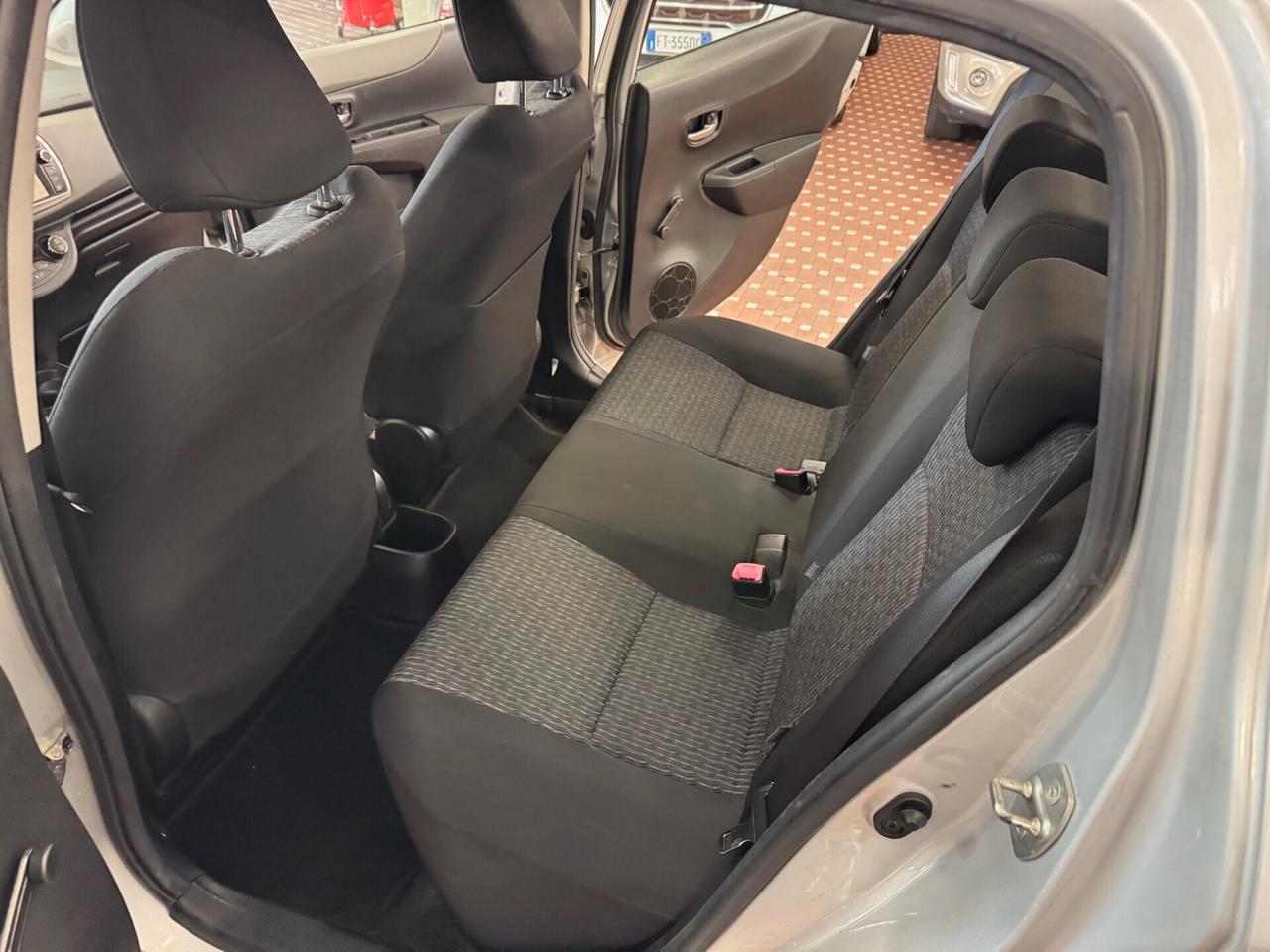 Toyota Yaris 1.0 5 porte Active - UNICO PROPRIETARIO