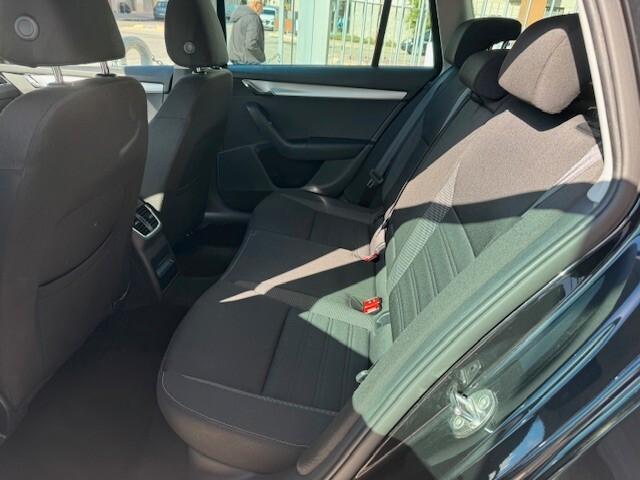 Skoda Octavia 1.6 TDI CR 115 CV Wagon Executive