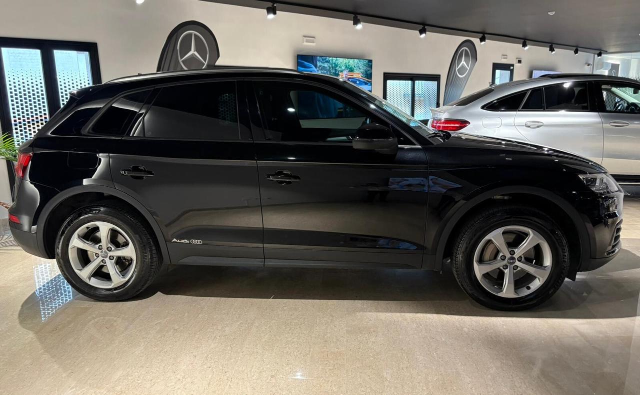Audi Q5 2.0 TDI 190 CV quattro S tronic Business Sport
