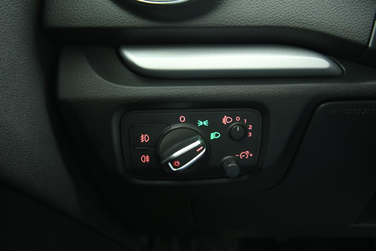 AUDI A3 Sportback 1.6 tdi Business 110cv E6 X COMMERCIANTI+BLUETOOTH