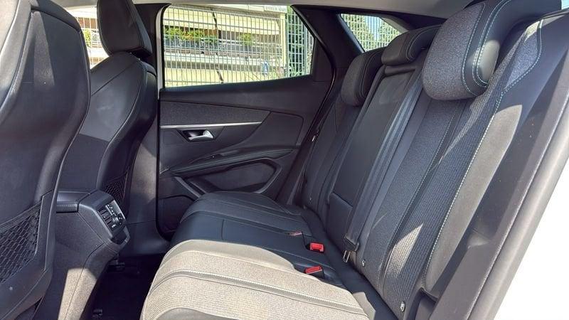 Peugeot 3008 Hybrid 225 e-EAT8 Allure Pack