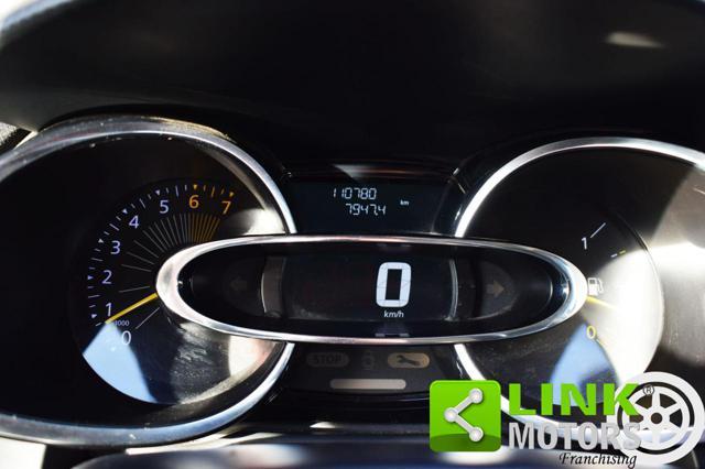 RENAULT Clio 1.2 75CV 5 porte Costume National