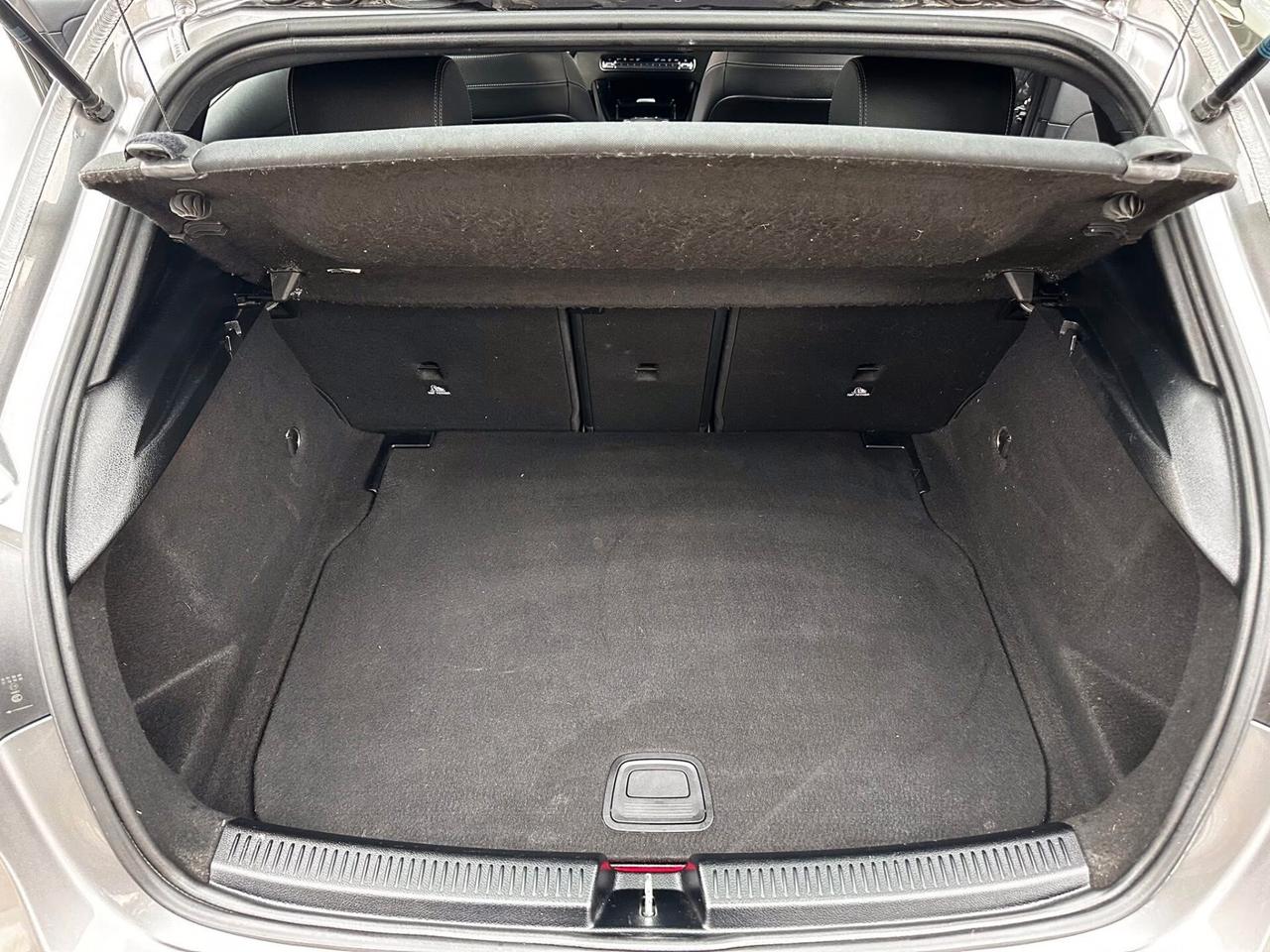 Mercedes-benz A 180 d Automatic Sport neopatentati