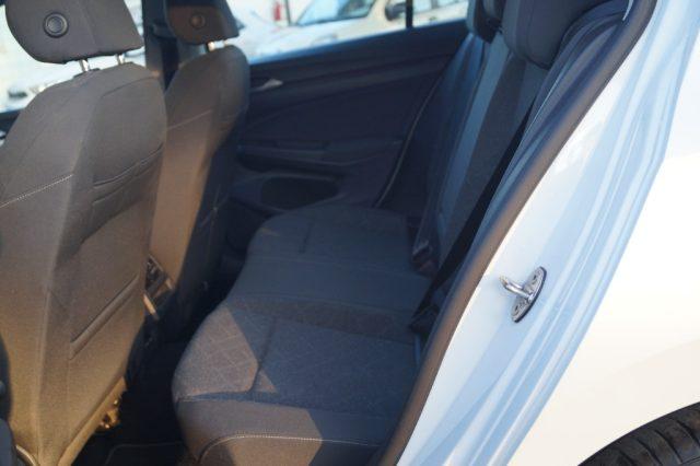 VOLKSWAGEN Golf 1.0 eTSI EVO DSG Life