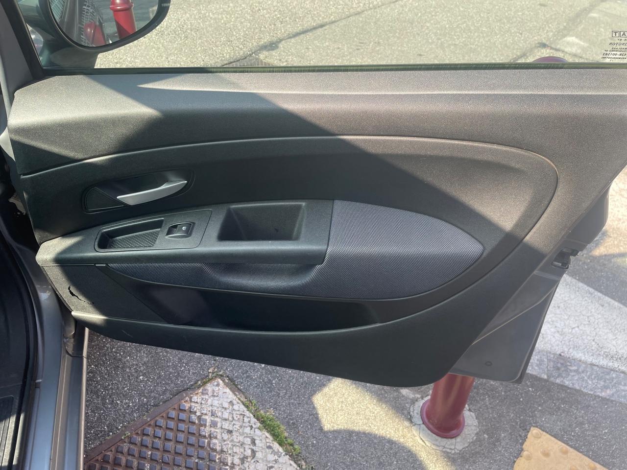 Fiat Grande Punto 1.2 5p/1PROP/GARANZIA 12 MESI