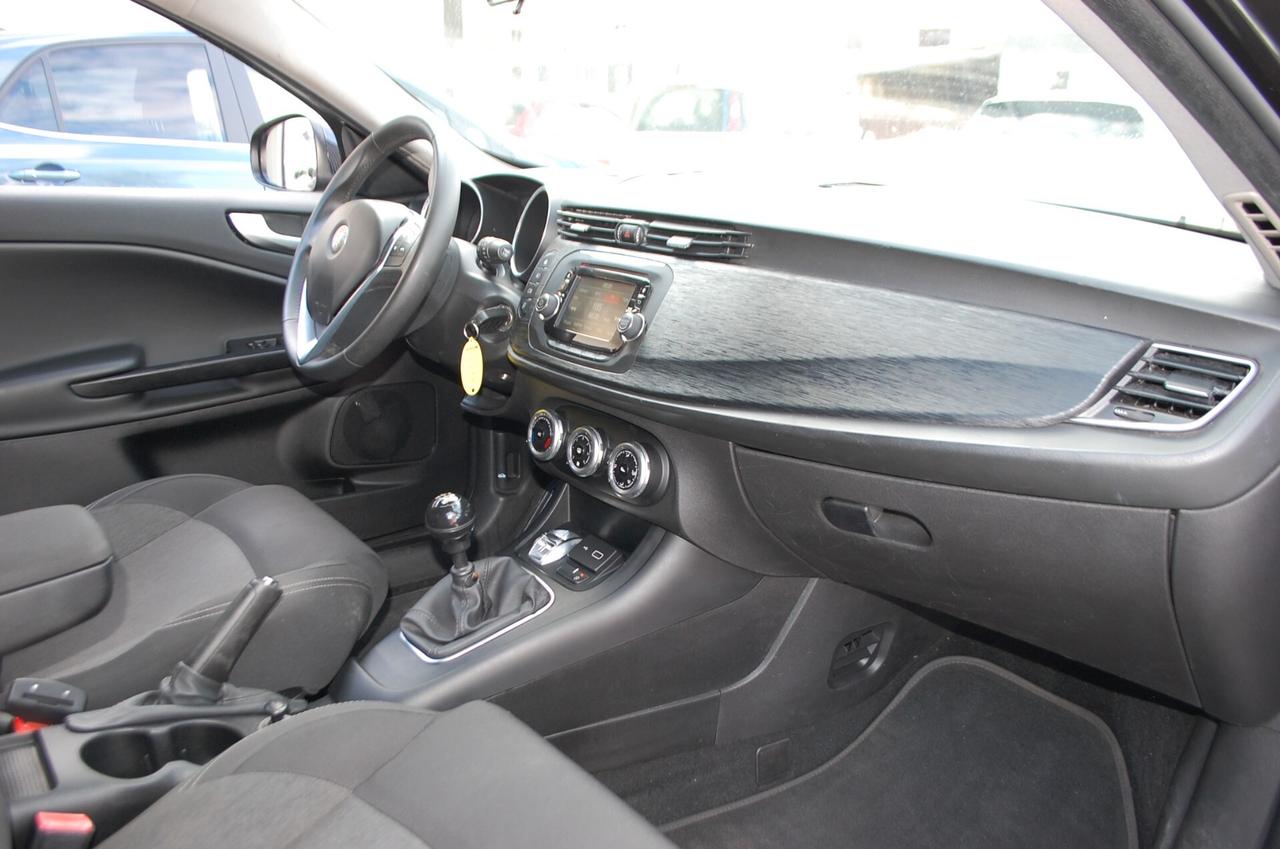 Alfa Romeo Giulietta 1.6 jtdm Sport 120CV Uff Italy Lega USB Akrapovič