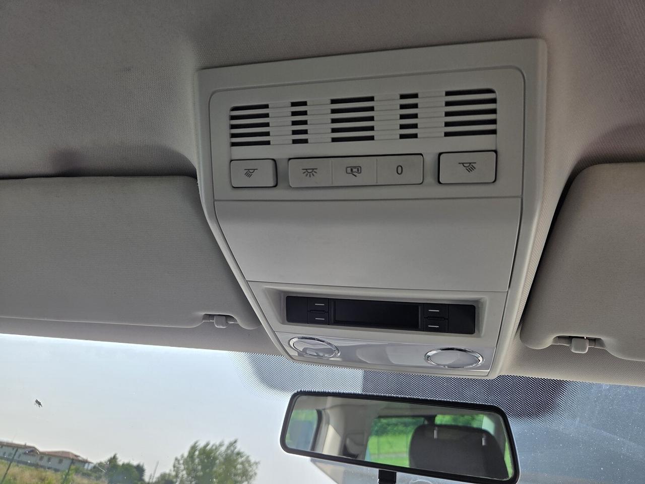 VOLKSWAGEN T5 MULTIVAN HIGLINE 130CV