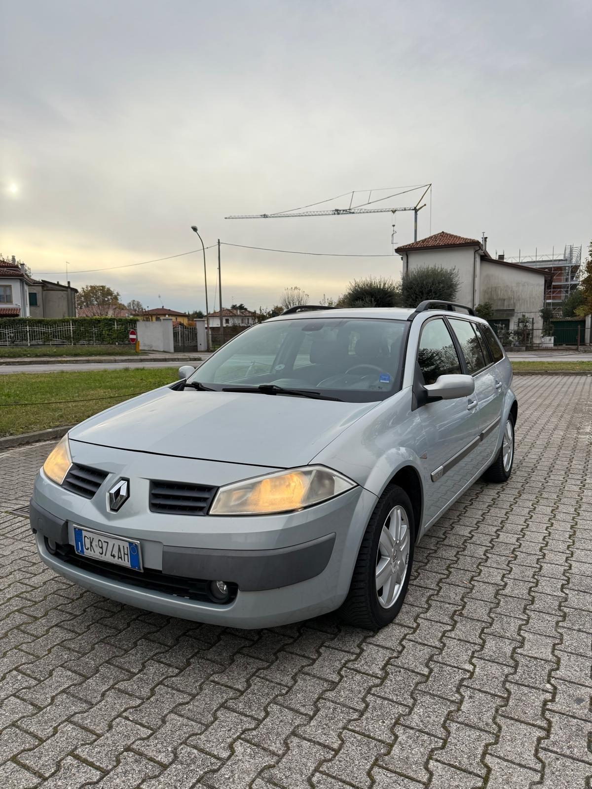 Renault Megane Mégane 1.5 dCi/82CV Grandtour Confort Authentique