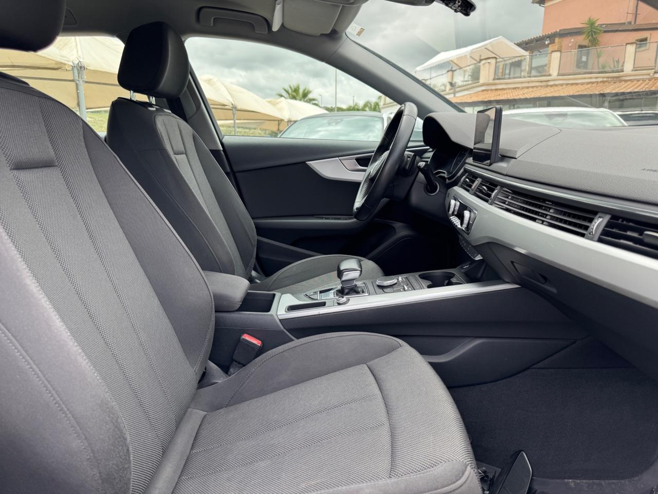 Audi A4 Avant 2.0 TDI 150 CV S tronic Sport
