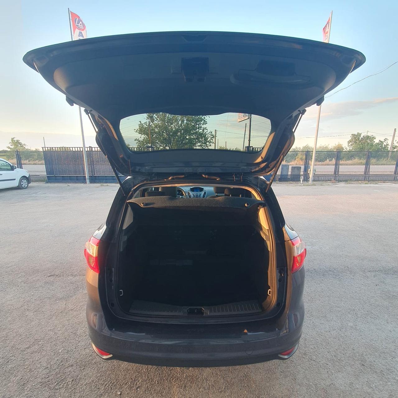 Ford C-Max 1.6 TDCi 115CV Titanium