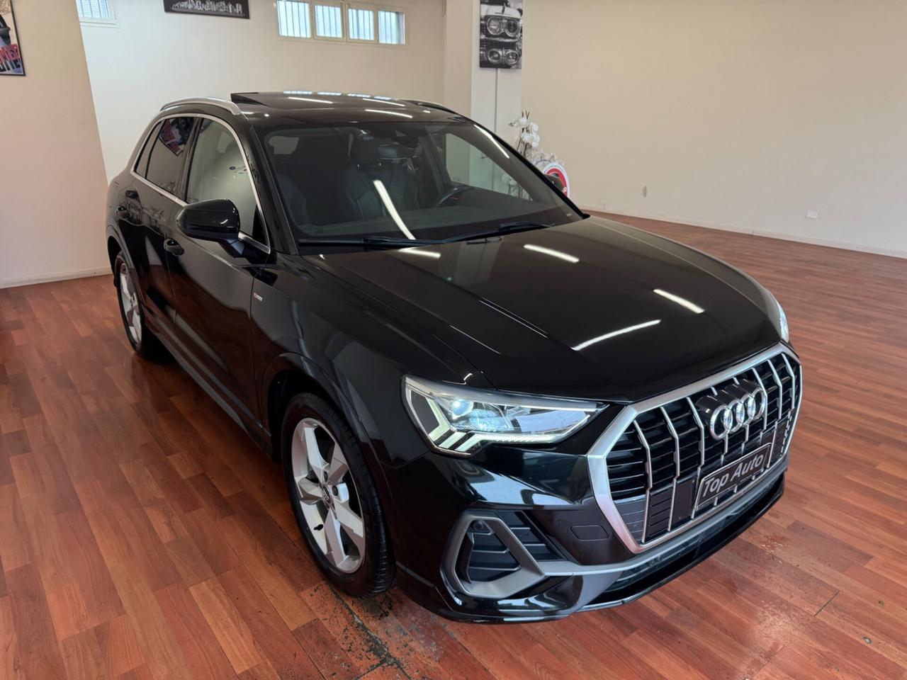 AUDI Q3 35 TDI S TRONIC S LINE EDITION / TETTO