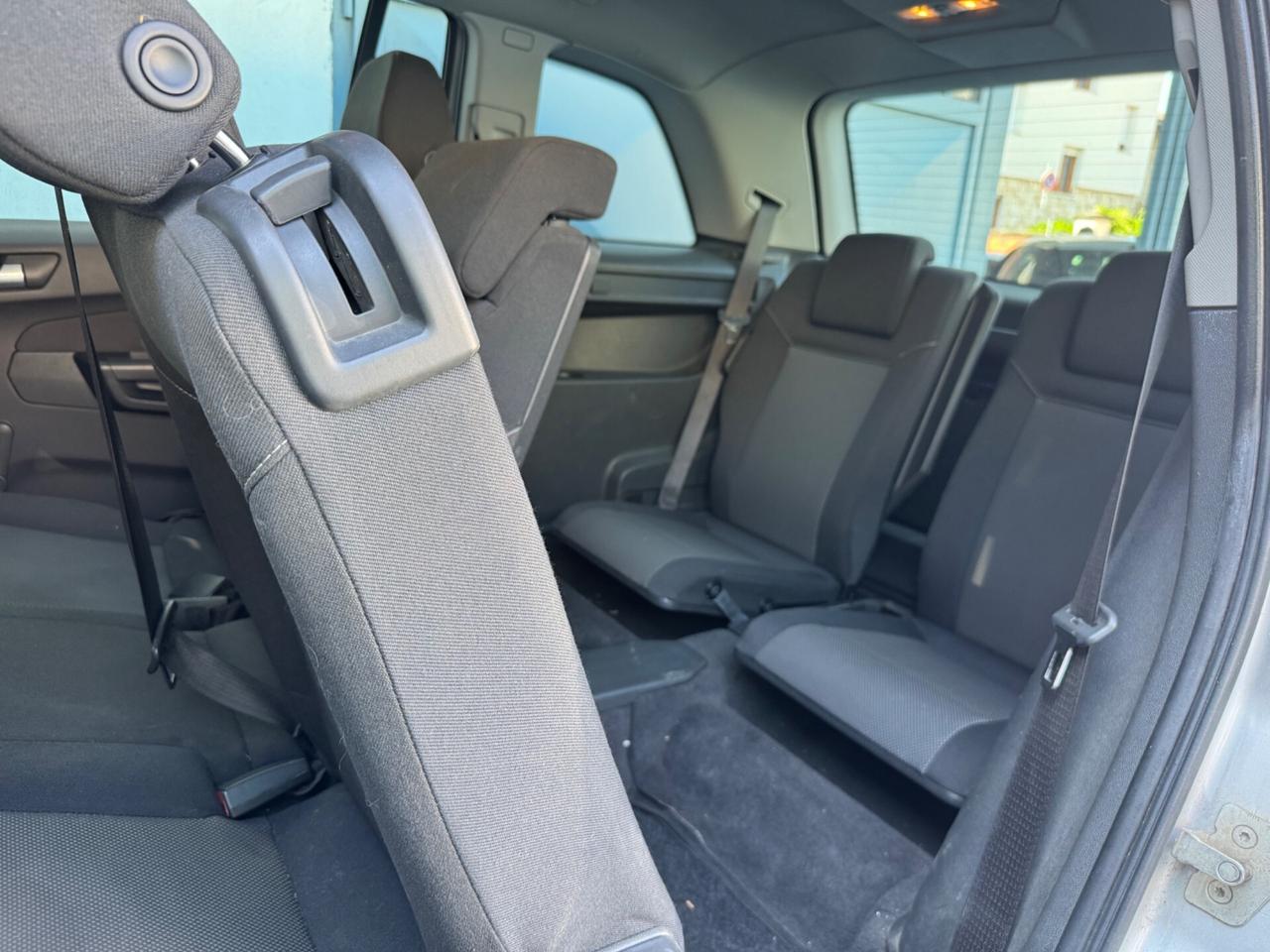 Opel Zafira 1.8 16V GPL-TECH Cosmo 7 posti