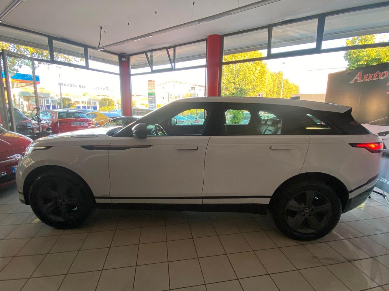 Land Rover Range Velar 2.0D I4 204 CV R-Dynamic