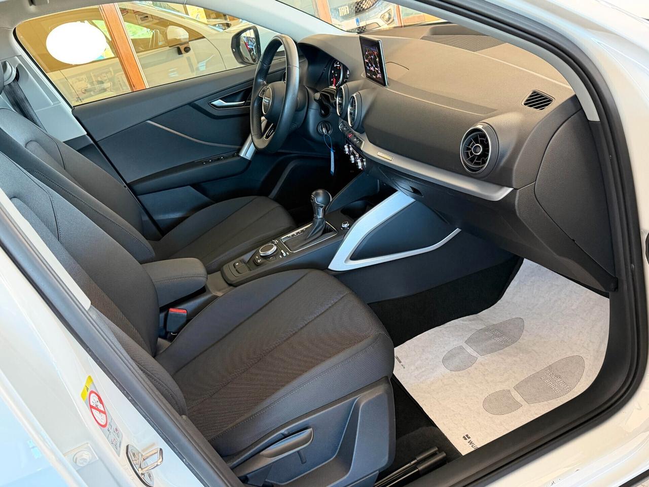 Audi Q2 30 1.6 TDI 115 cv. S Tronic BUSINESS (Nav)