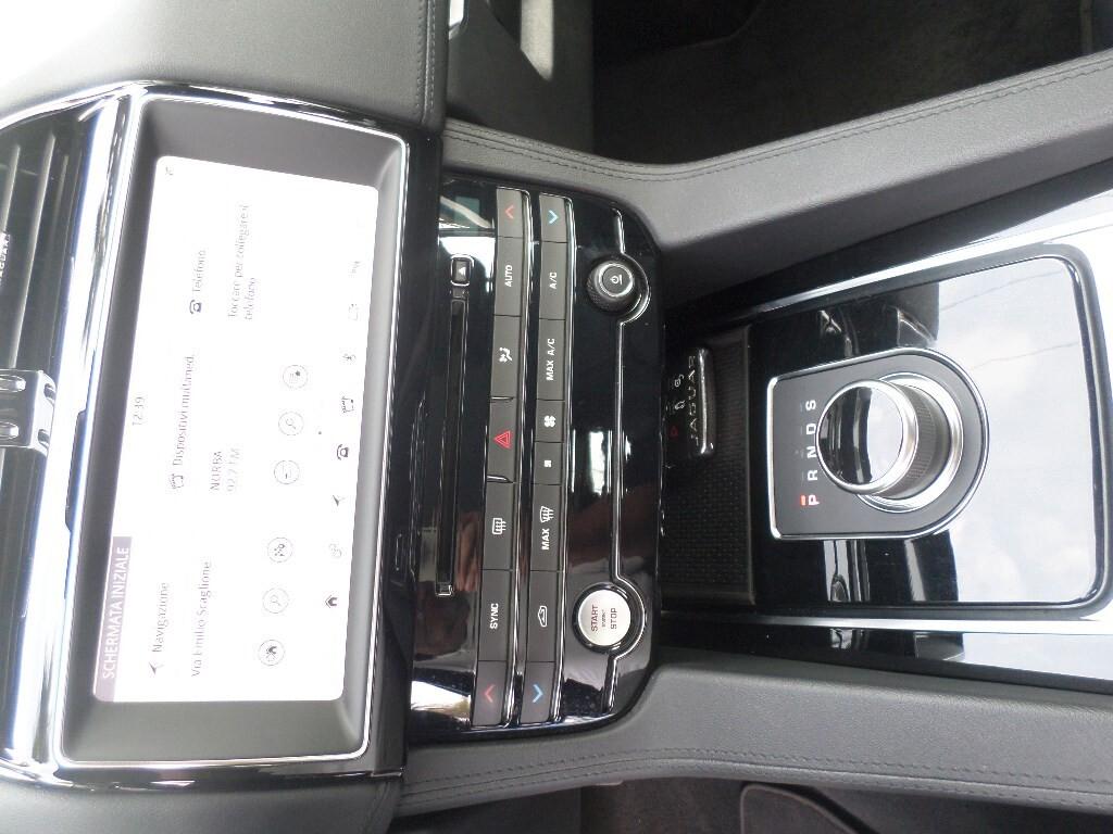 Jaguar F-Pace 2.0 D 180 CV AWD aut. Prestige