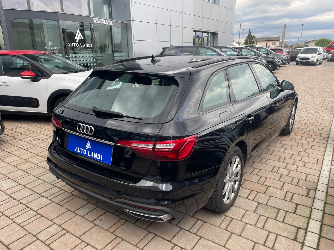 Audi A4 Avant 30 TDI/136 CV S tronic Business
