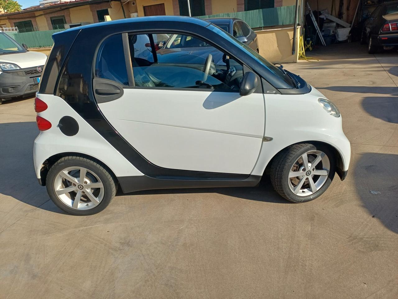Smart ForTwo 1000 52 kW coupé passion