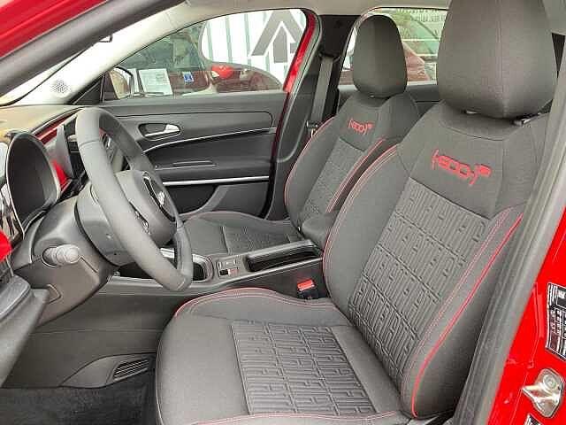 Fiat 600e Red
