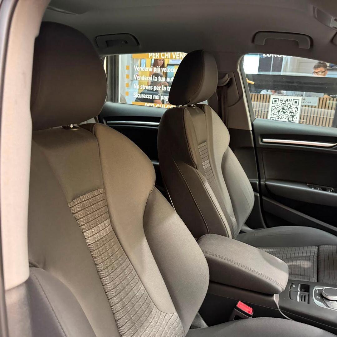 Audi A3 1.6 TDI S tronic - 116 CV
