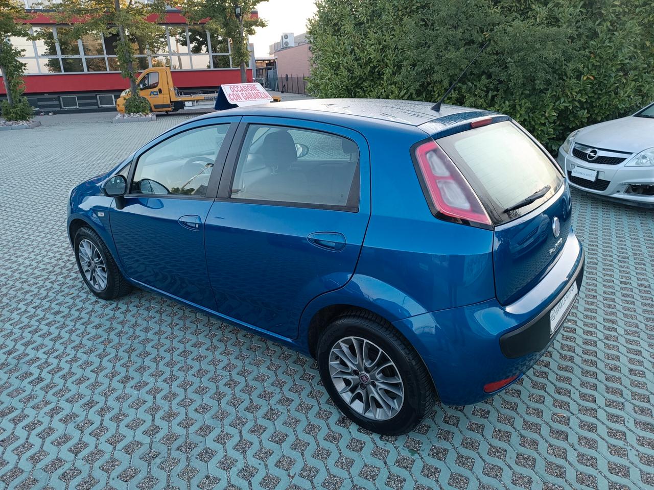 Fiat Punto Evo 1.2 Benzina~NEOPAT~127.000~2011
