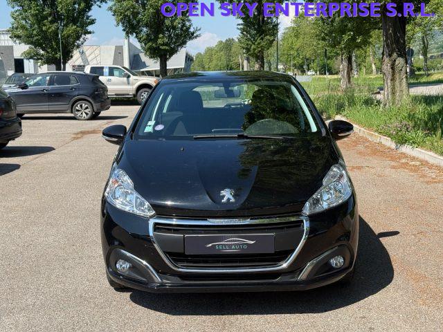PEUGEOT 208 PureTech 82 5 porte Black Line NAVI PDC