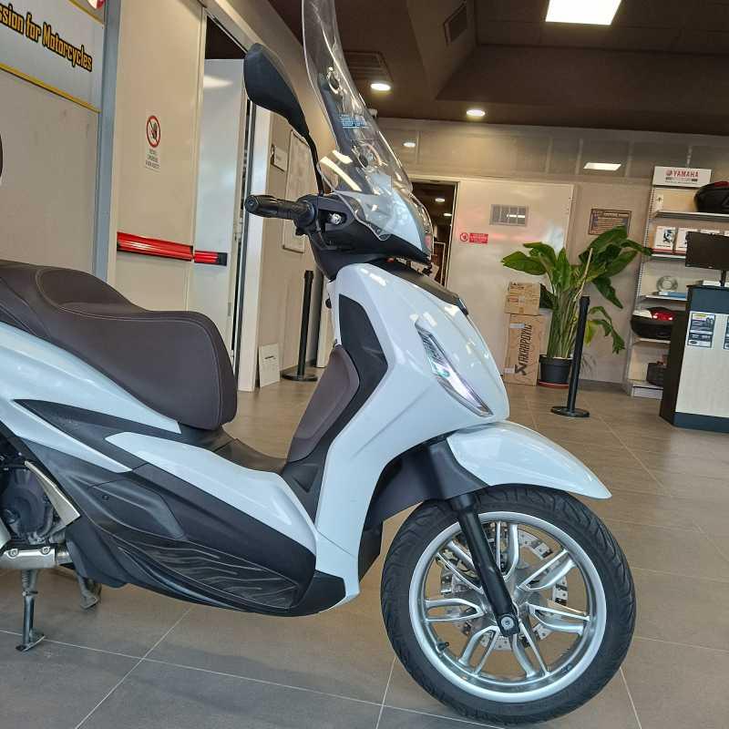 Piaggio Beverly 400 ABS-ASR - 2024