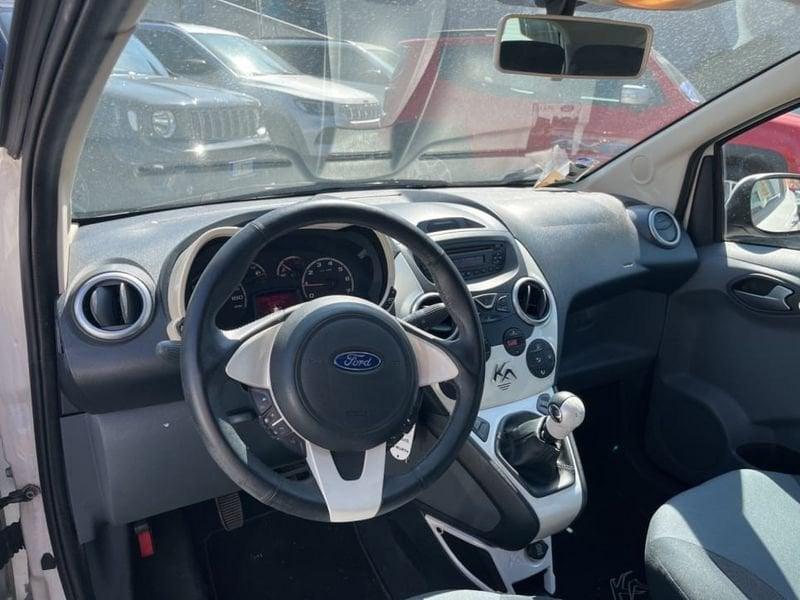 Ford Ka 1.2 TITANIUM 69CV E6