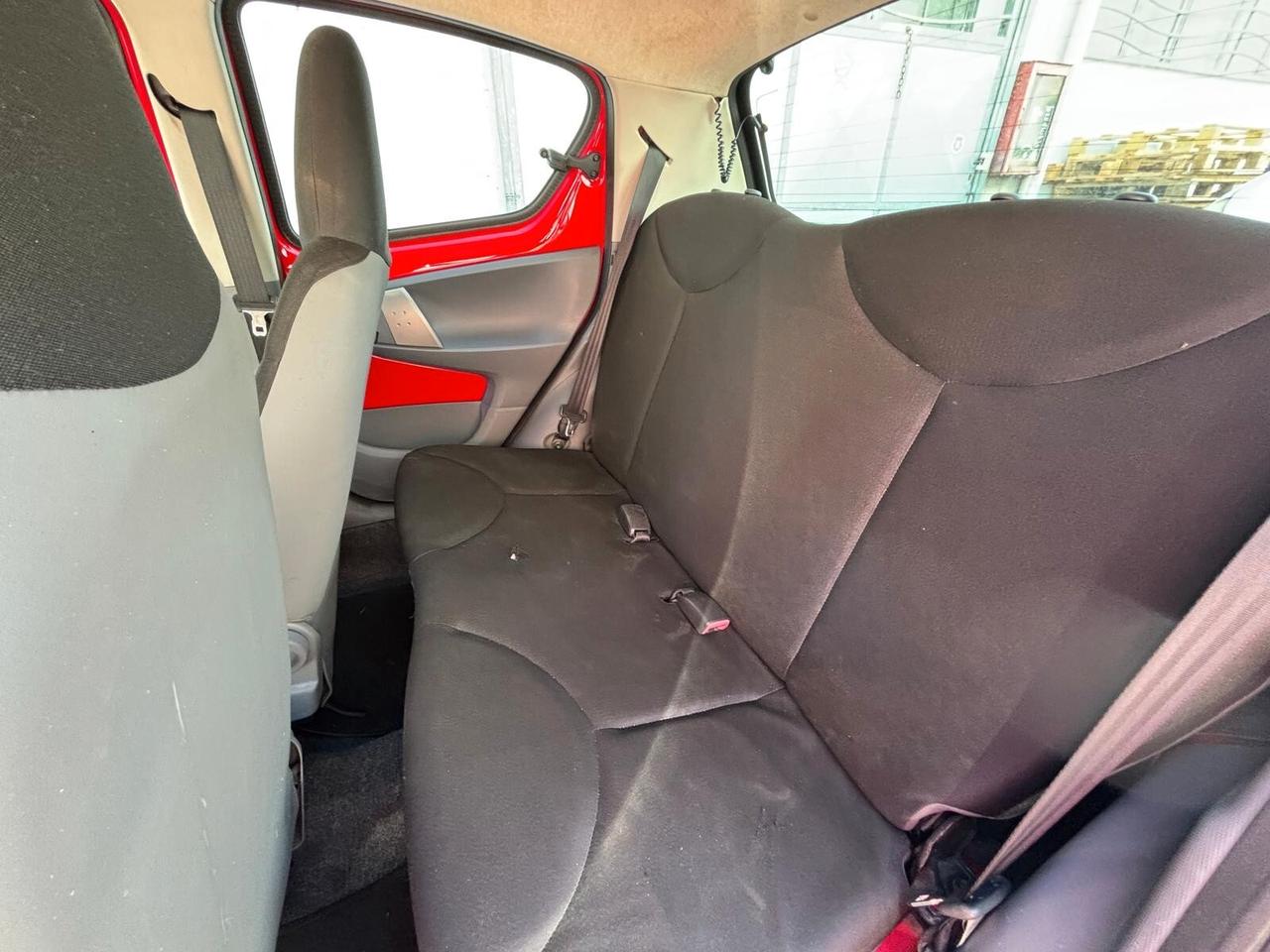 Toyota Aygo 1.0 12V VVT-i 5 porte