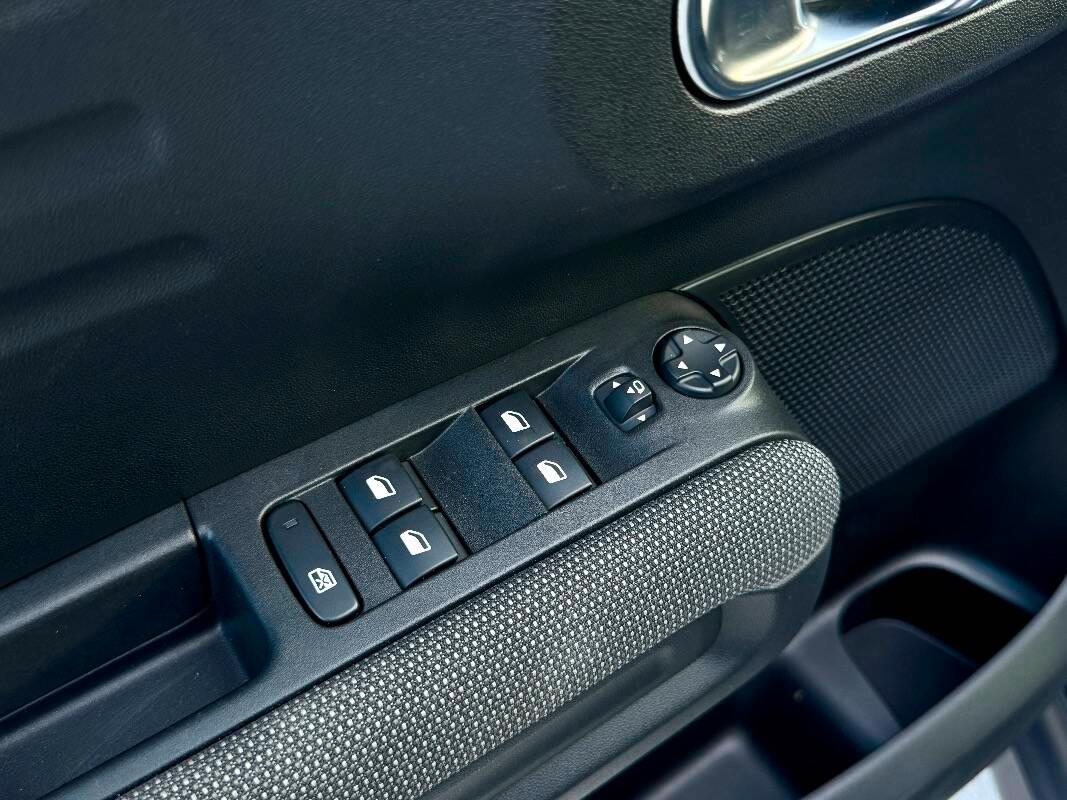 Citroen C3 Aircross 1.2 puretech Shine s&s 110cv