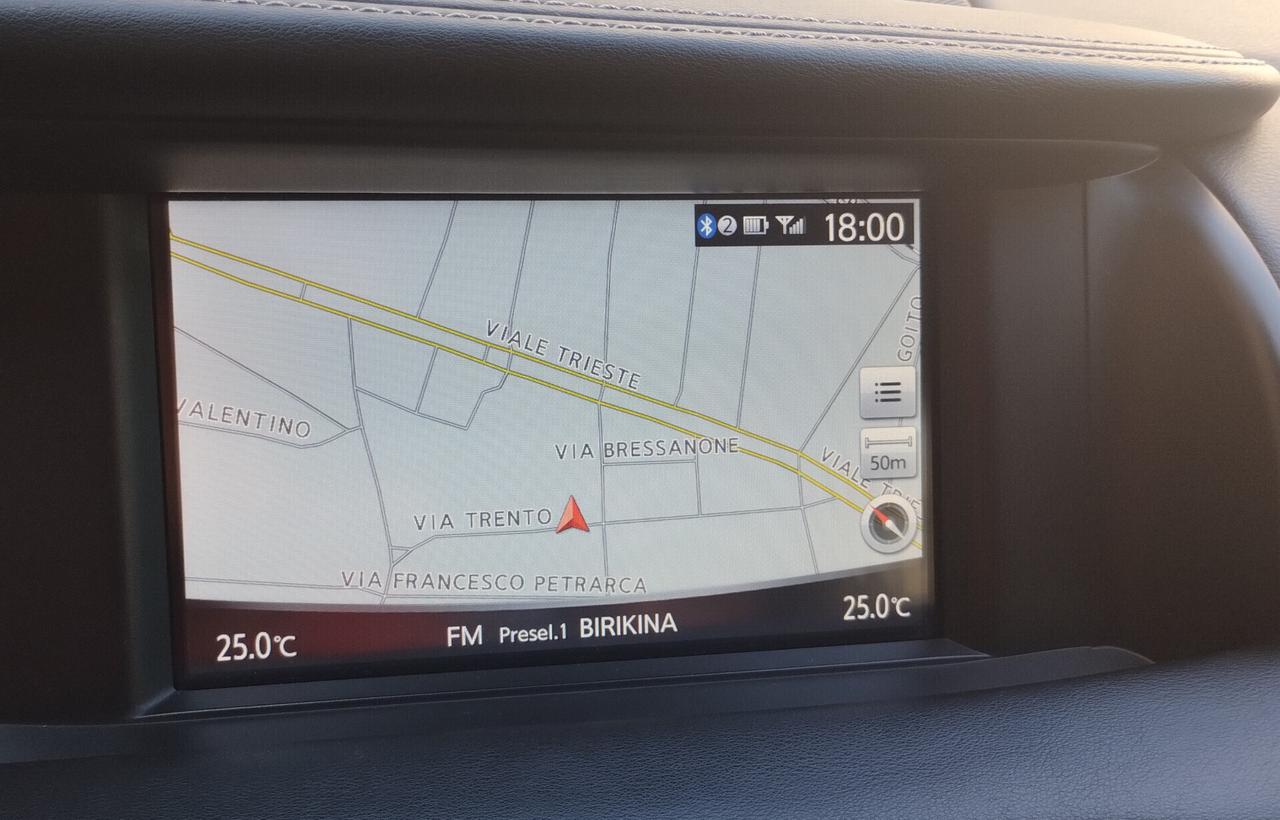 Infiniti Q30 1.5 diesel Premium