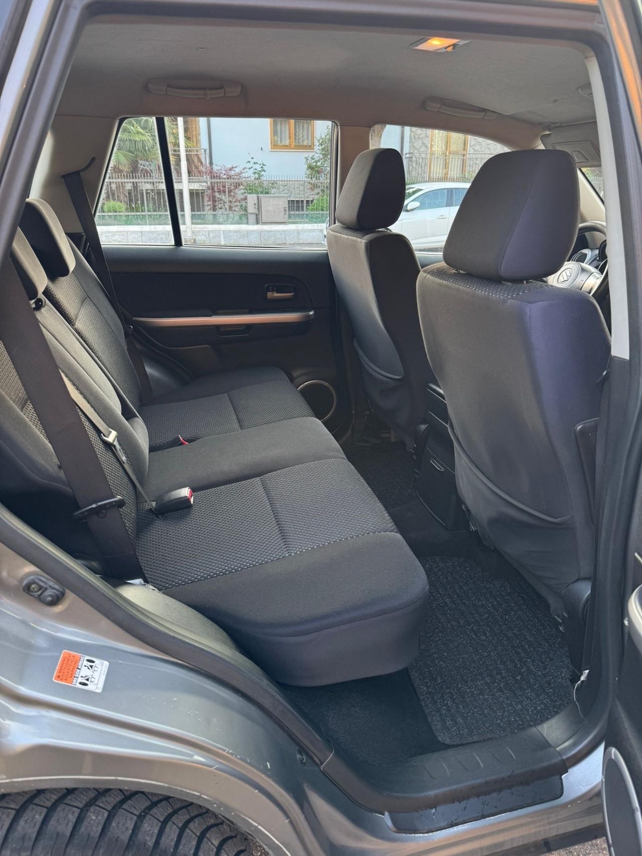 Suzuki Grand Vitara Grand Vitara 1.9 DDiS 5 porte (4x4 e GANCIO DI TRAINO)