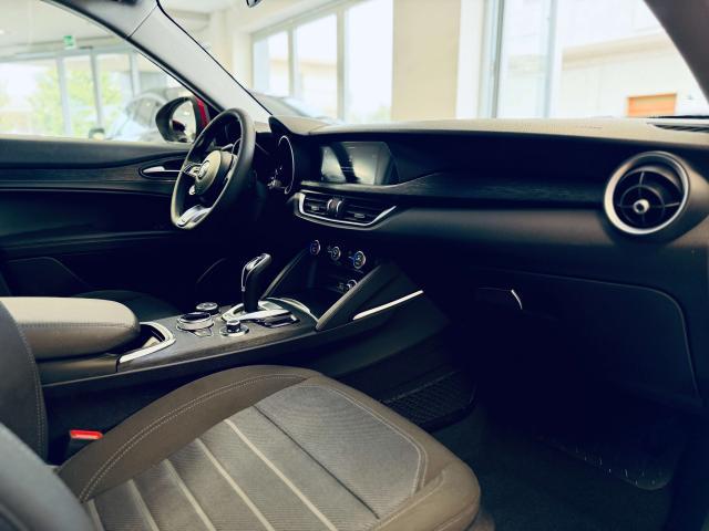 Alfa Romeo Stelvio 2.2 t rwd 160cv auto