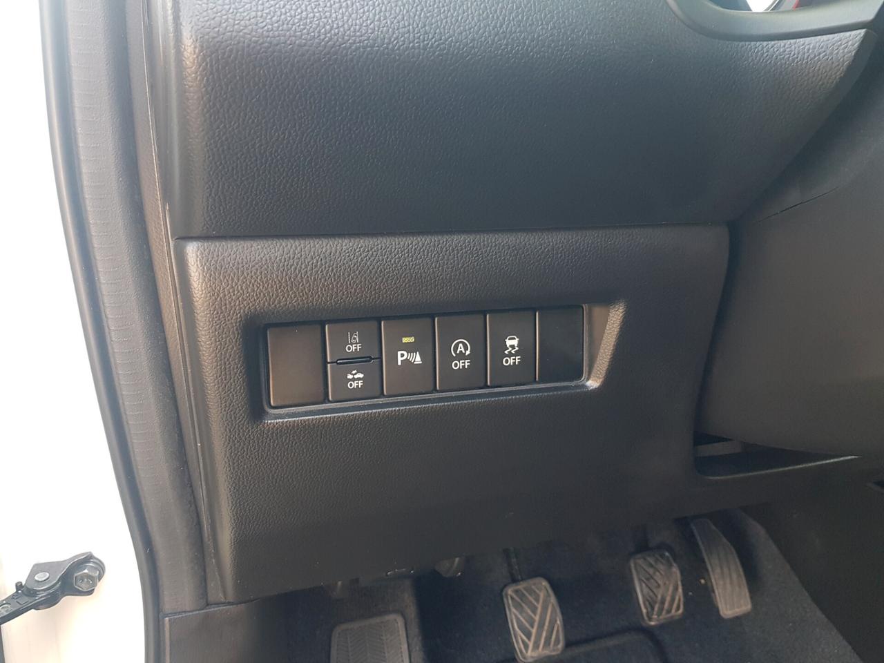 Suzuki Swift 1.2 Hybrid Top