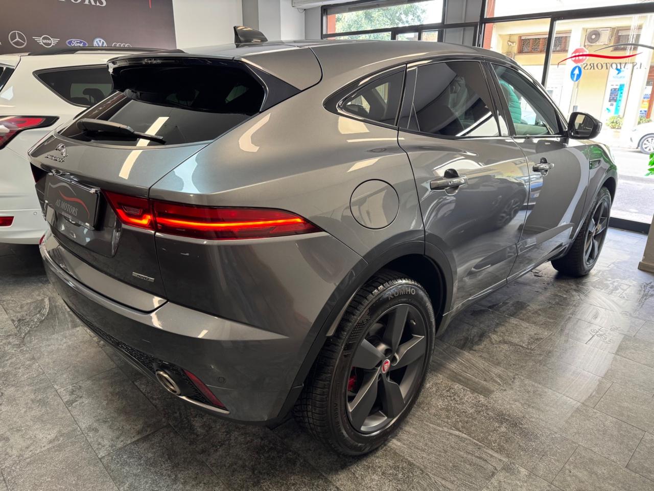 Jaguar E-Pace 2.0D 150 CV R-Dynamic Tetto
