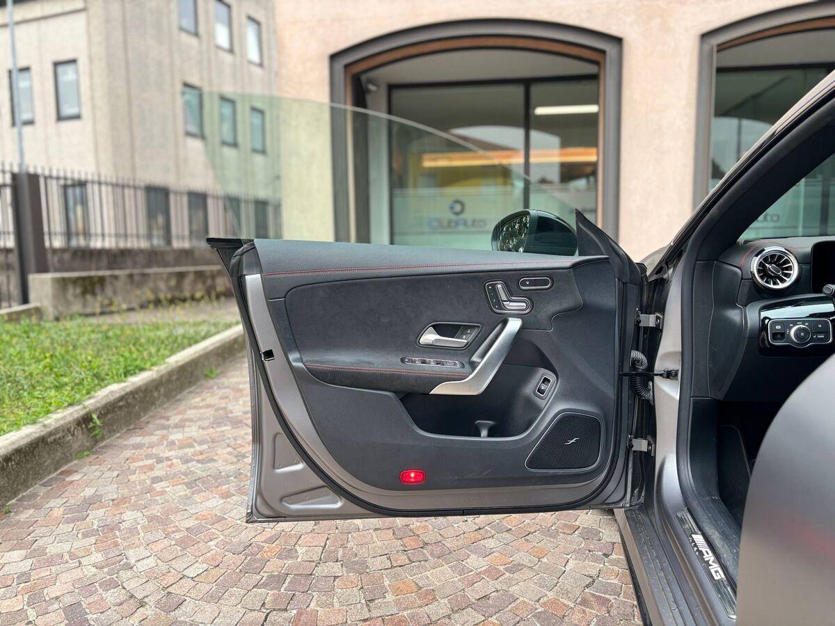 Mercedes CLA AMG Shooting Brake AMG 35 AMG Line Premium 4matic auto
