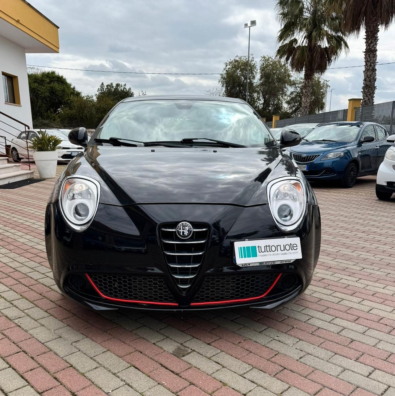 Alfa Romeo MiTo 1.6 JTDm 16V Distinctive Sport Pack