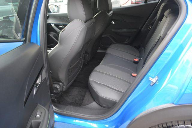 PEUGEOT 2008 motore elettrico 136 CV GT