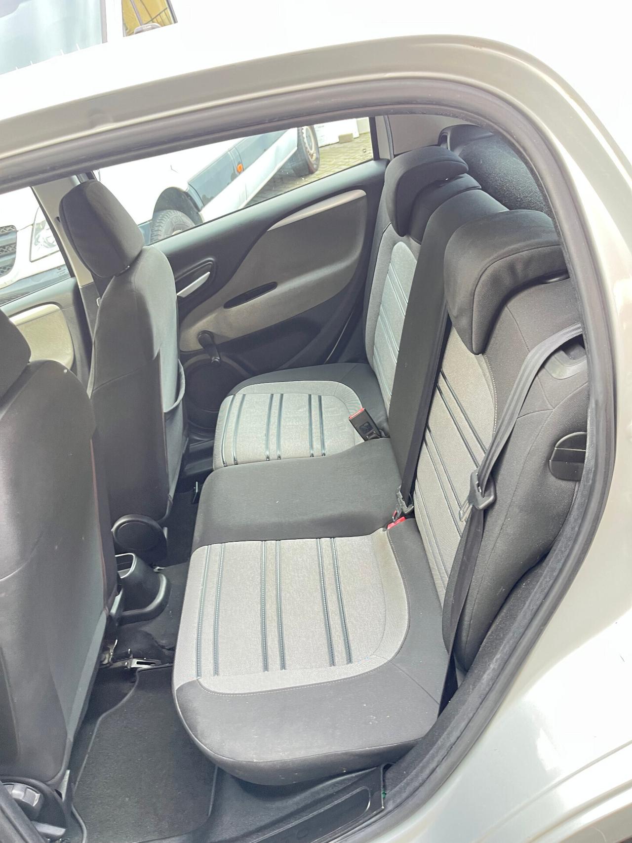 Fiat Punto Evo 1.3 Mjt 75 CV DPF 5 porte S&S Dynamic - MOTORE SOSTITUITO CON KM 80.000 CIRCA - ANCHE PER NEOPATENTATI