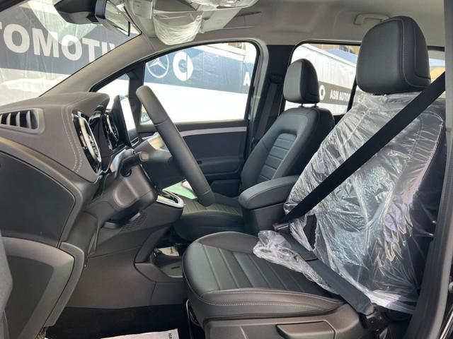 MERCEDES-BENZ T 180 d Premium Long prezzo di listino