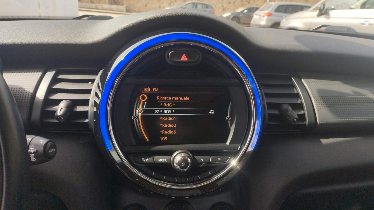 Mini Cooper 1.5 136cv