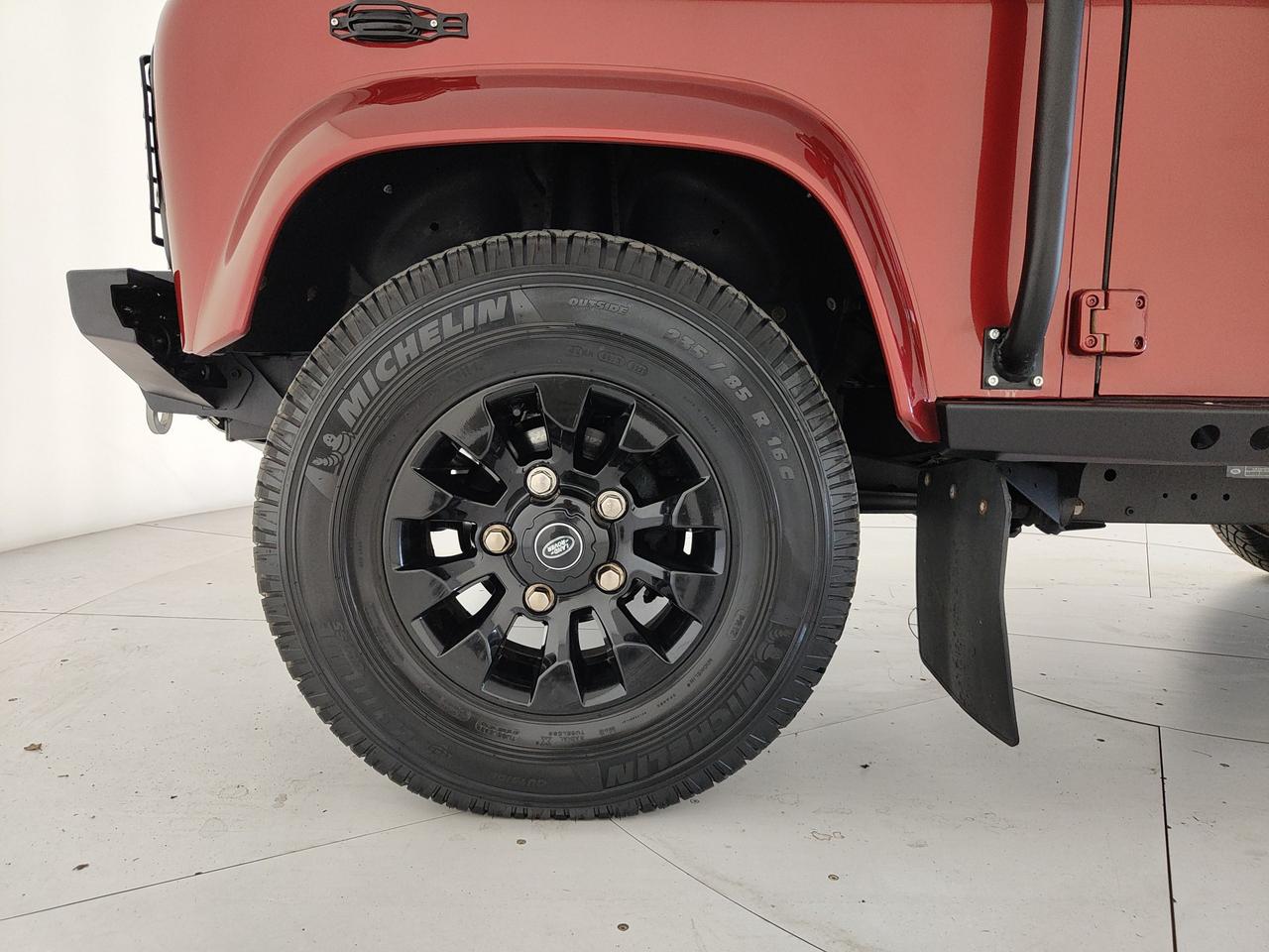 LAND ROVER Defender 90 2.4 td SE SW