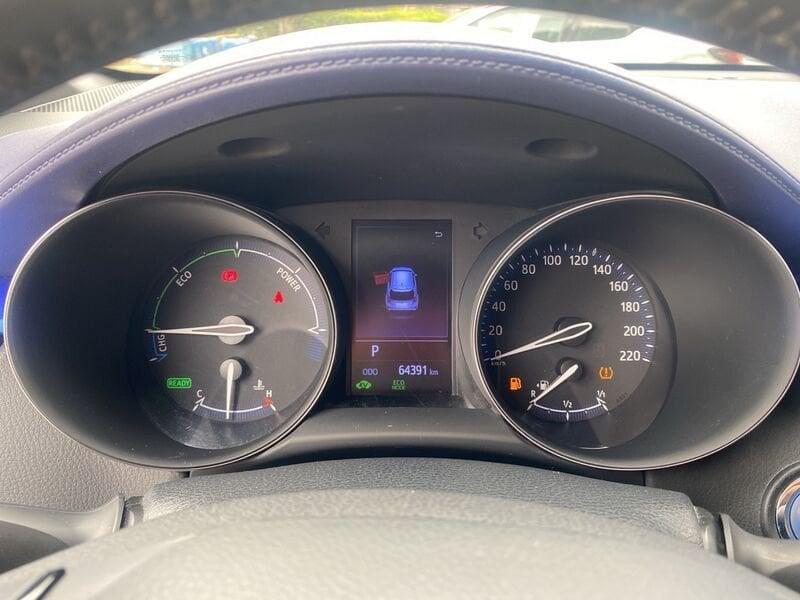 Toyota C-HR 2.0 Hybrid E-CVT Style IVA ESPOSTA
